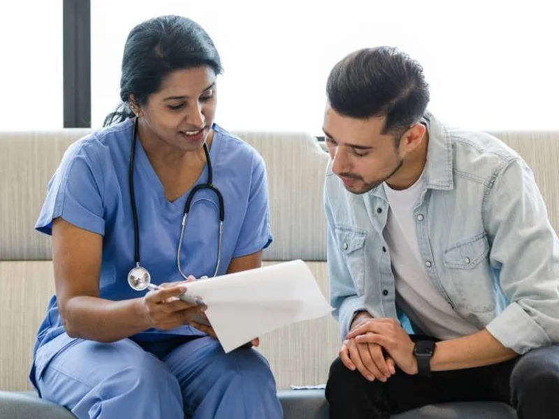 Your-Guide-to-Choosing-the-Right-Health-Insurance-Plan